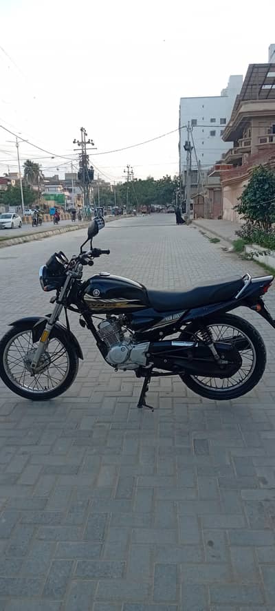 YAMAHA YB-125Z AVAILABLE IN VIP CONDITION MODEL 2020 SECOND OWNER