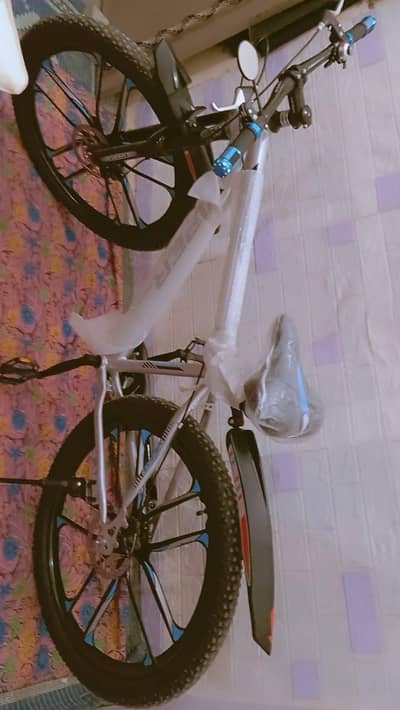 SPORTS CYCLE FOR SALE 1 MONTH USE ONLY EXCELLENT CONDITION
