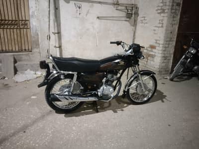 honda CG 125 2022 model excellent condition