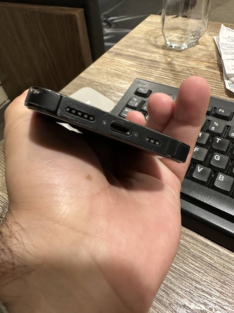 Apple iPhone 14 Pro 8