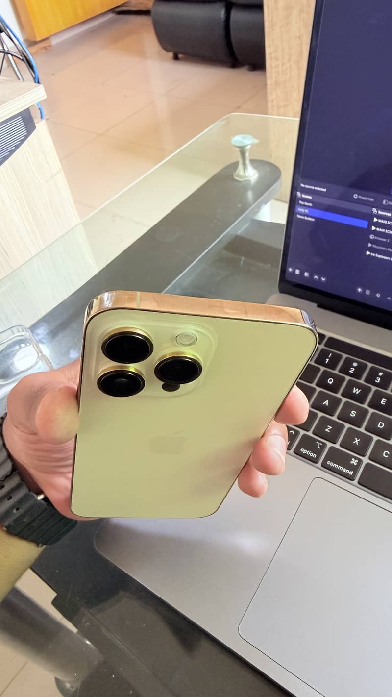 Apple iPhone 14 Pro Max 7