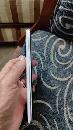 One Plus 10 Pro 1