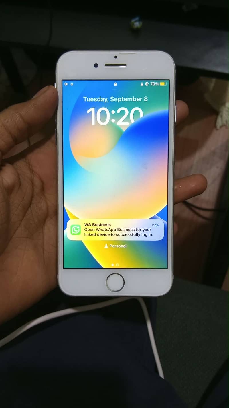 Apple iPhone 8 4