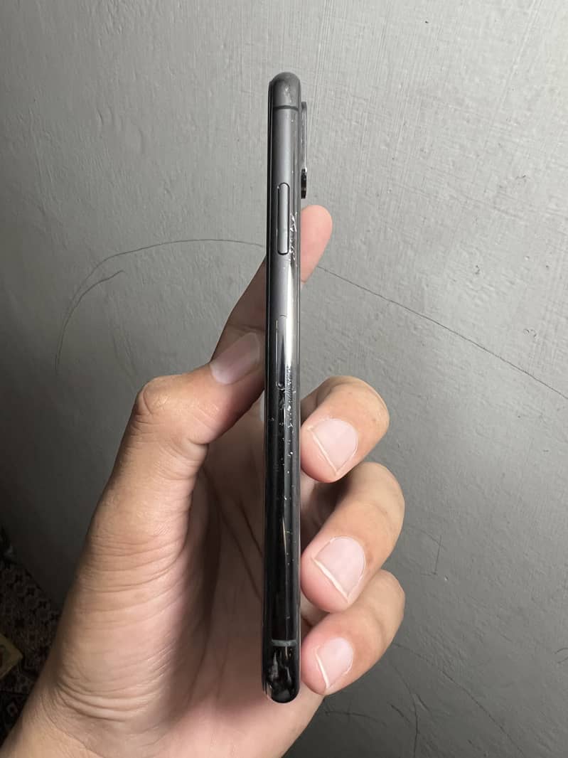 Apple iPhone XS 1