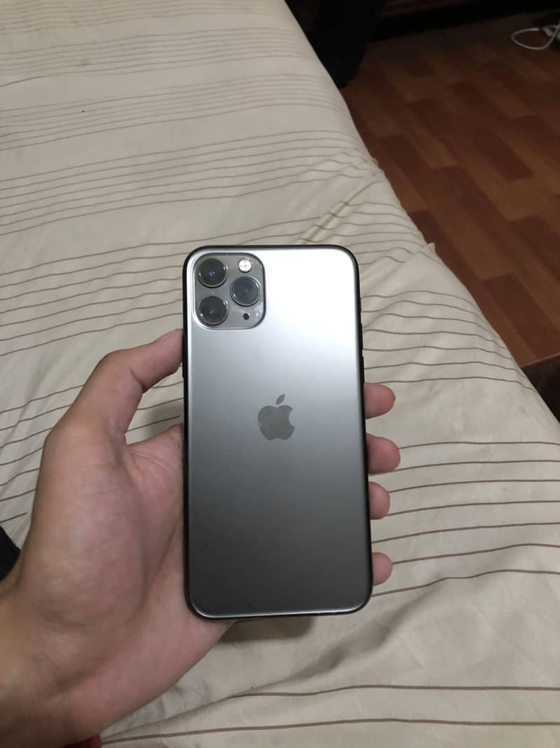 Apple iPhone 11 Pro 3