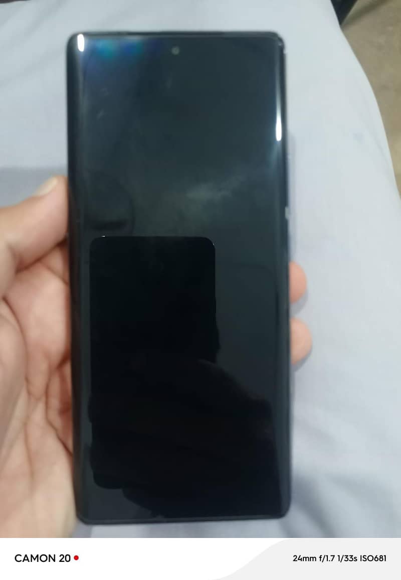 Tecno CAMON 30S 3