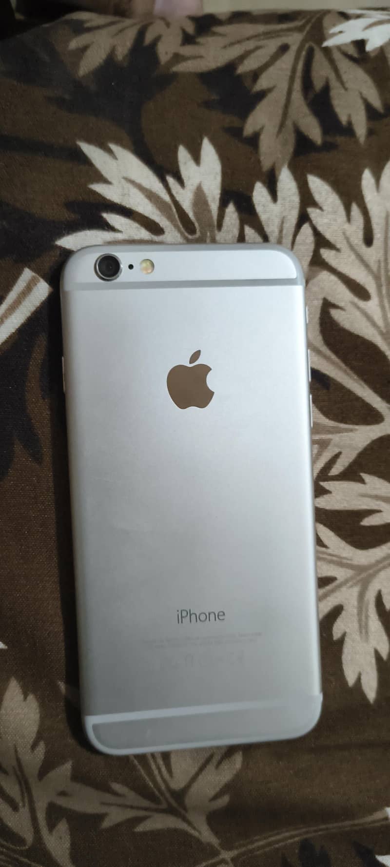 Apple iPhone 6 2