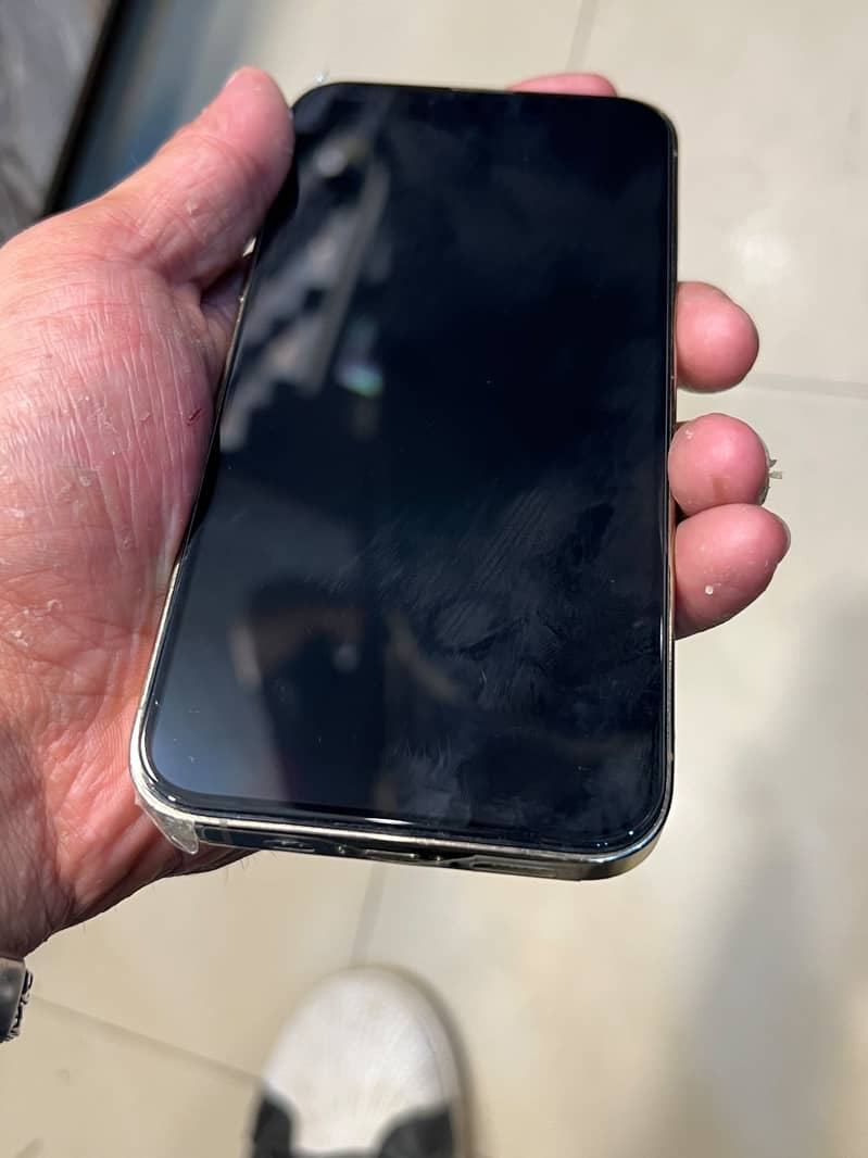 Apple iPhone 13 Pro 5