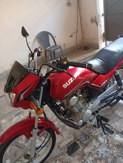 Suzuki 110c condition 10/10 documents clear