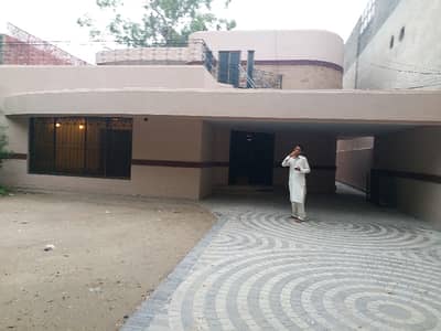 GULBERG ESTATE OFFER 2 KANAL OFFICE USE HOUSE FOR RENT JAIL ROAD GULBERG LAHORE