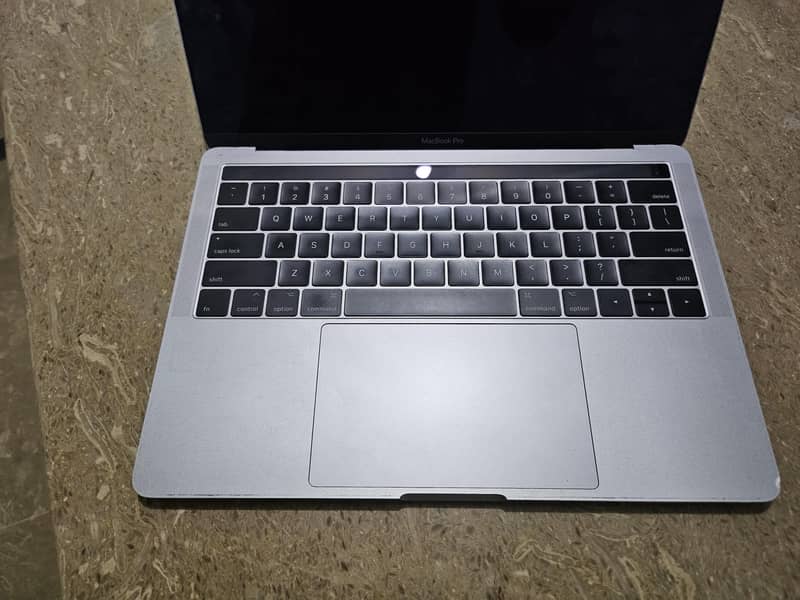 MacBook Pro 2017 1