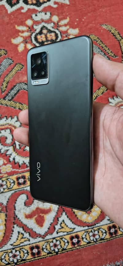 Vivo V20