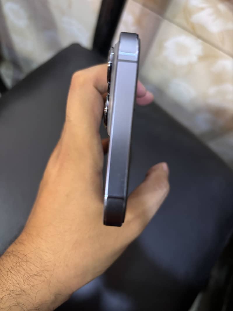 Apple iPhone 13 Pro Max 3