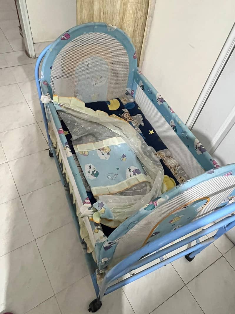 sleeping cot 3