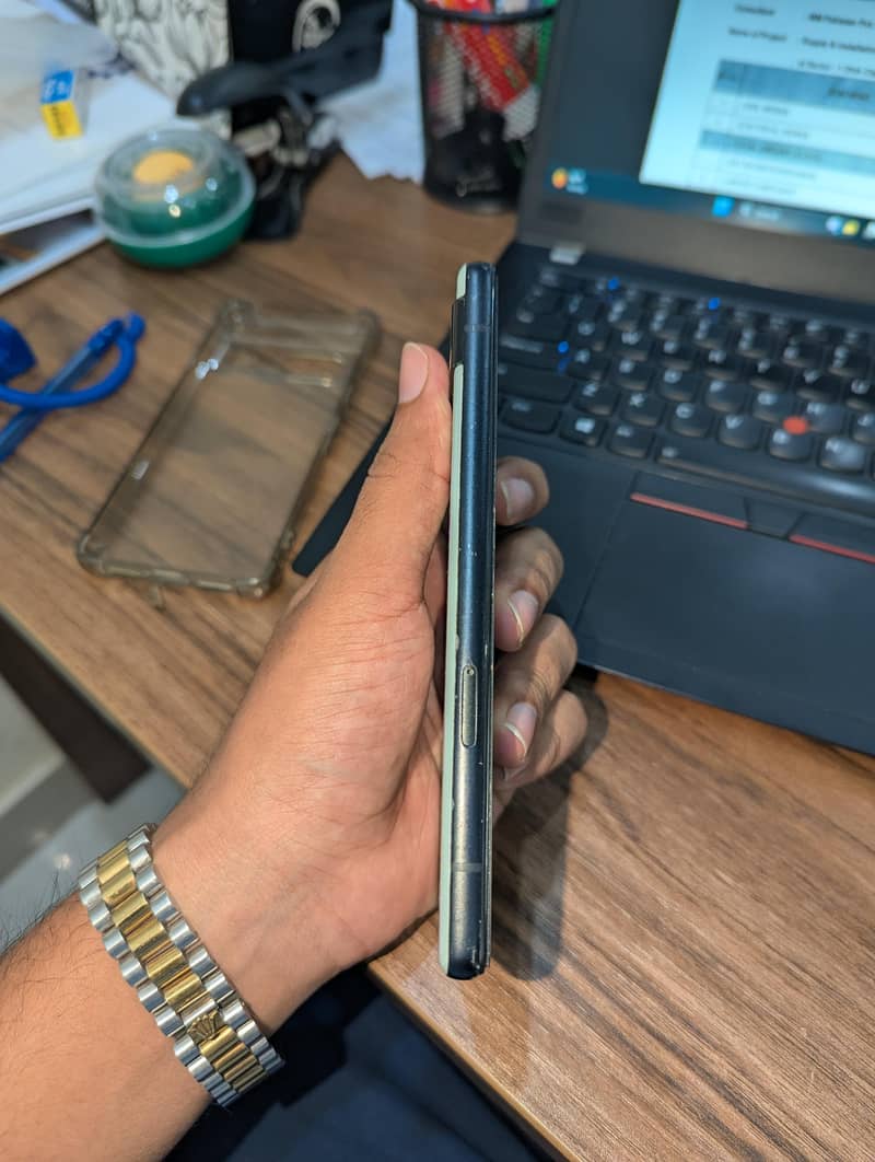 Google Pixel 6a 1