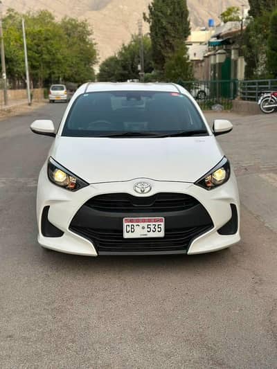 Toyota Yaris  x push start 2022. . 2025