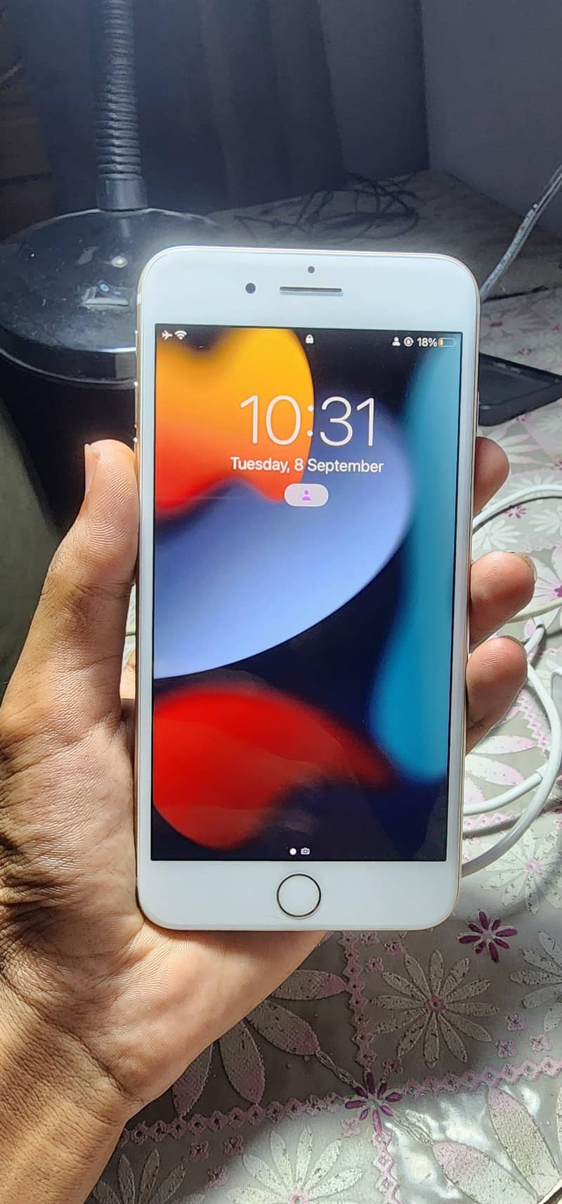 Apple iPhone 7 plus 1