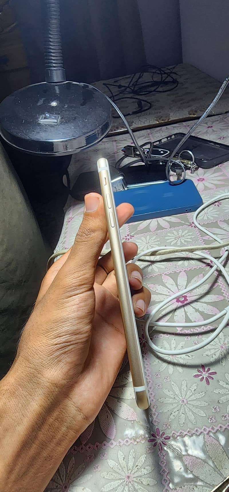 Apple iPhone 7 plus 2