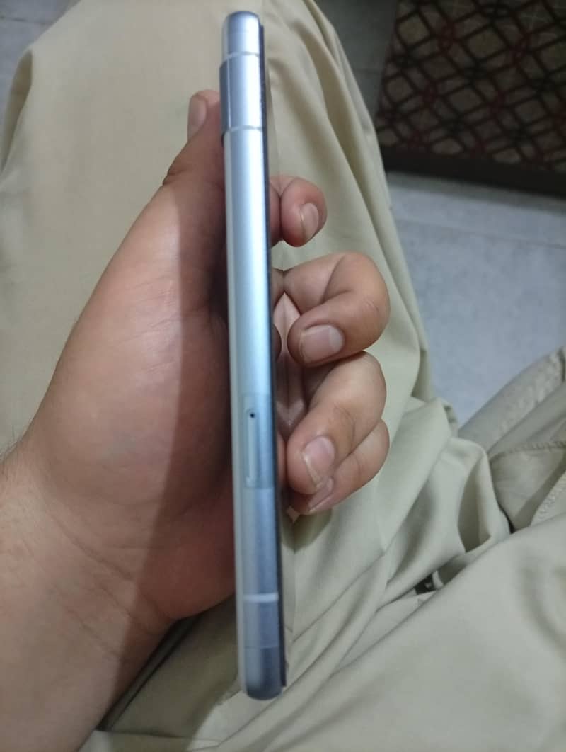 Google Pixel 7a 1