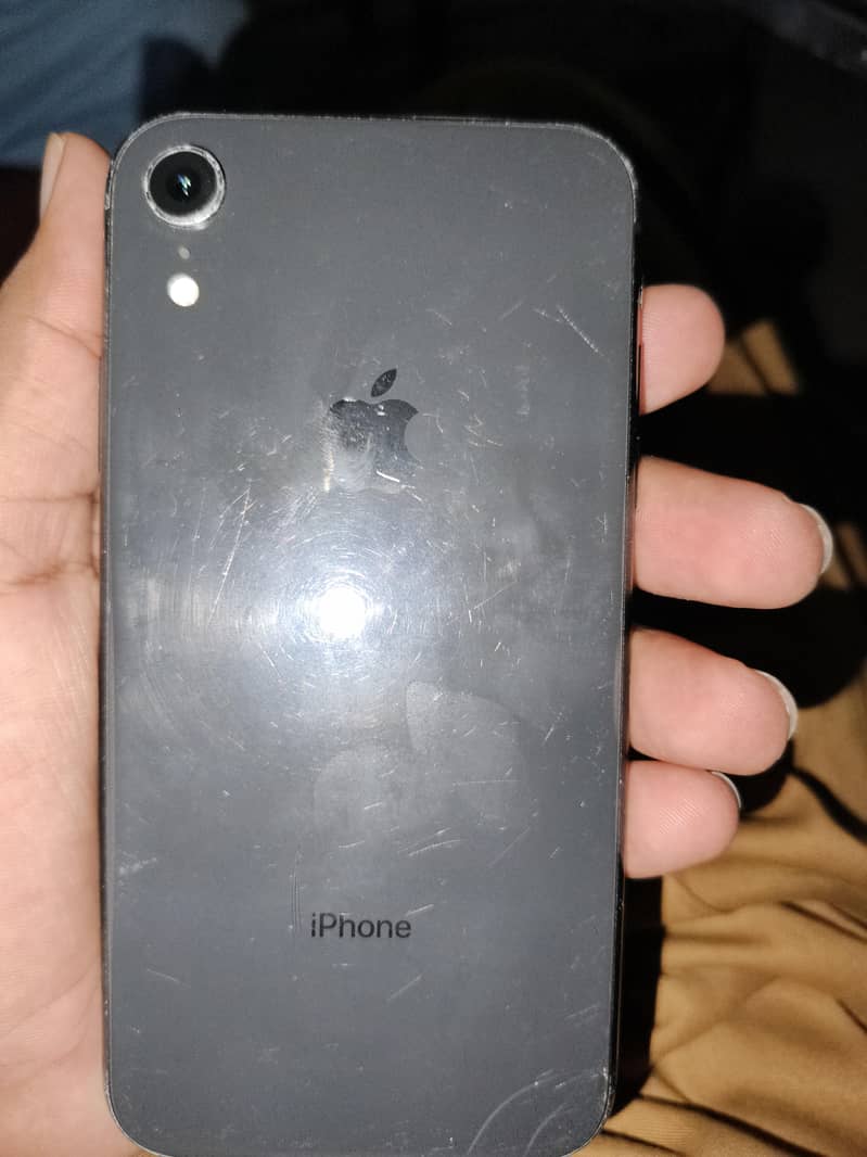 Apple iPhone XR 0
