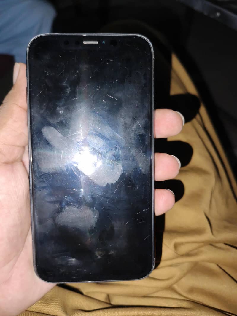 Apple iPhone XR 1
