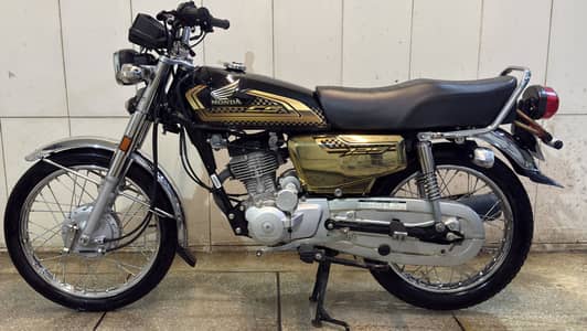Honda CG 125 2025 Golden