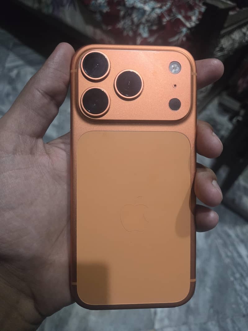 Apple iPhone 17 Pro 0