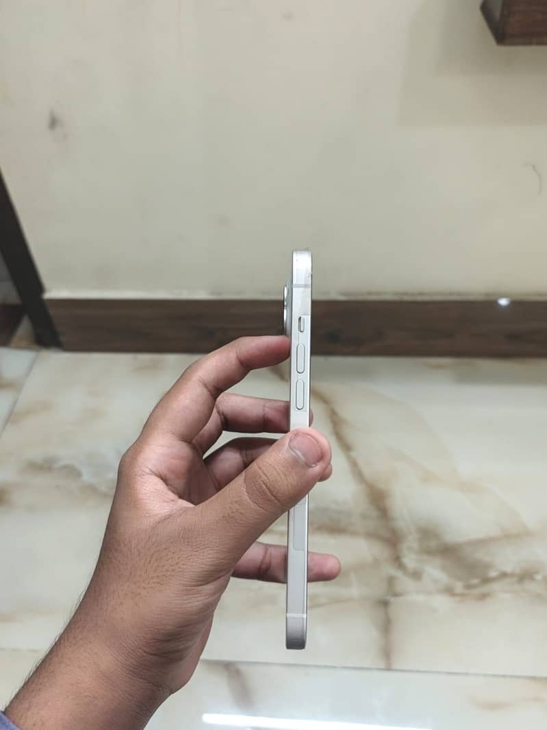Apple iPhone 14 plus 2