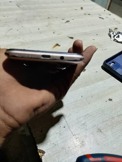 Infinix Hot 11