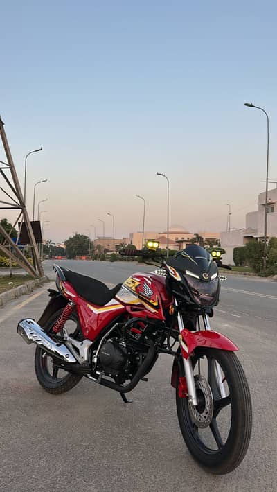 Honda Cb150F Showroom condition
