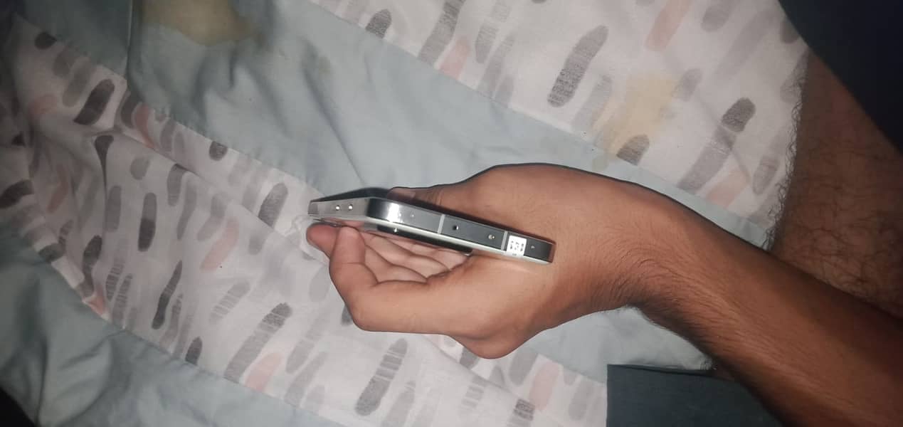 Xiaomi 13 5