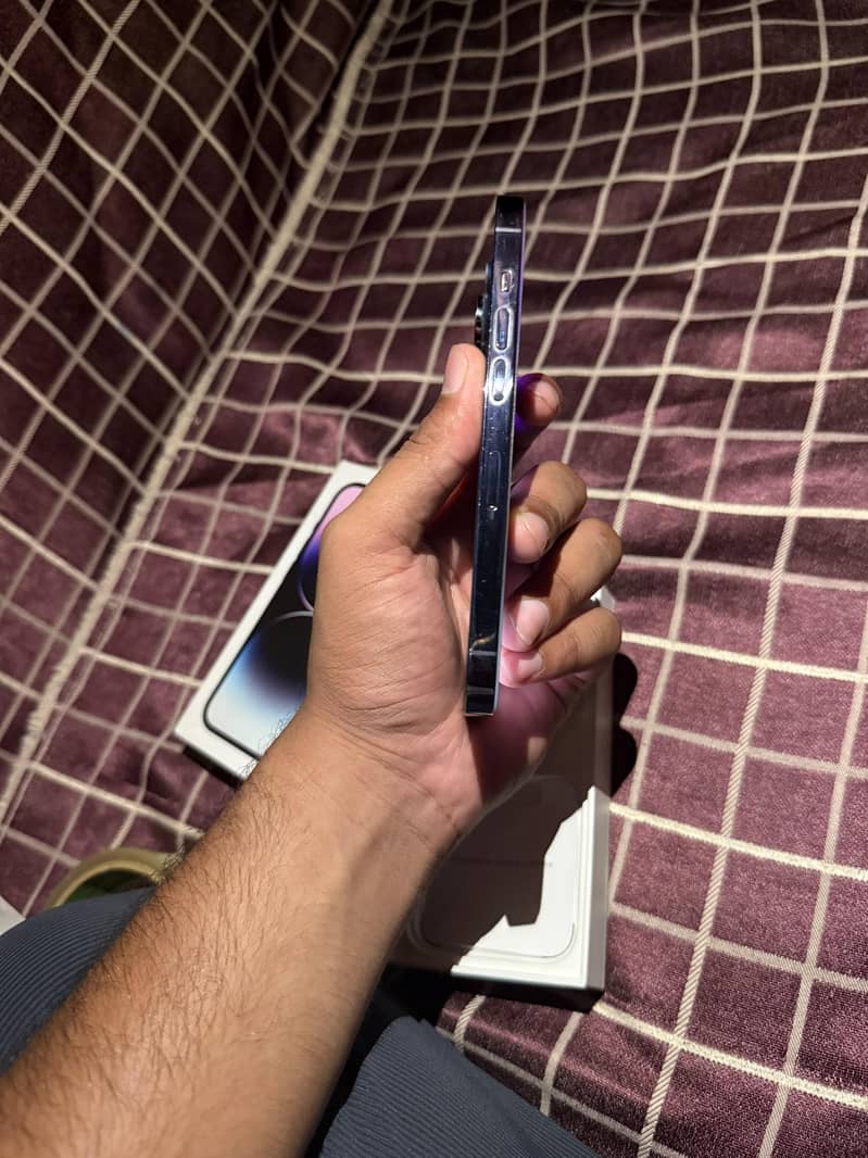 Apple iPhone 14 Pro 3