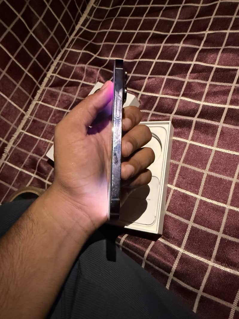 Apple iPhone 14 Pro 4