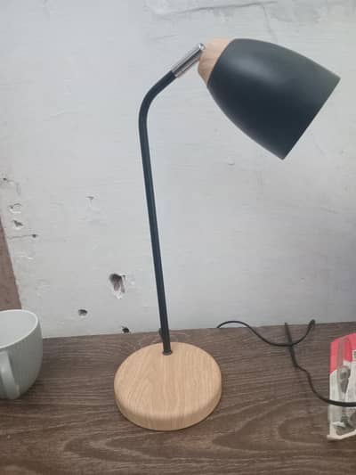 Maya Desk Lamp