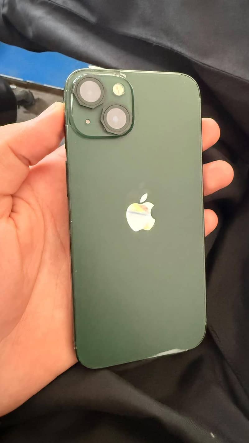 Apple iPhone 13 3