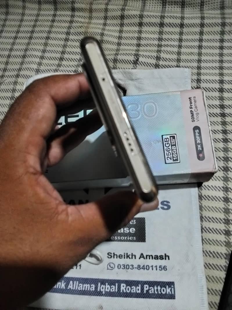 Infinix Zero 30 3