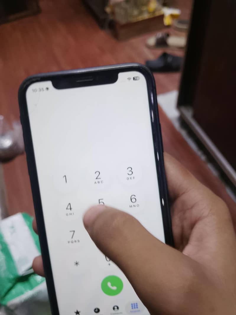 Apple iPhone 11 7