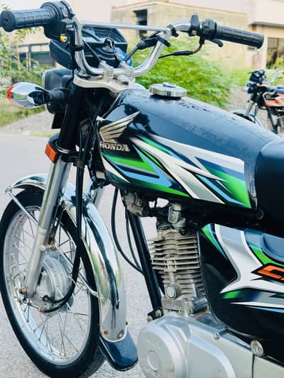 Honda CG 125 2023 model