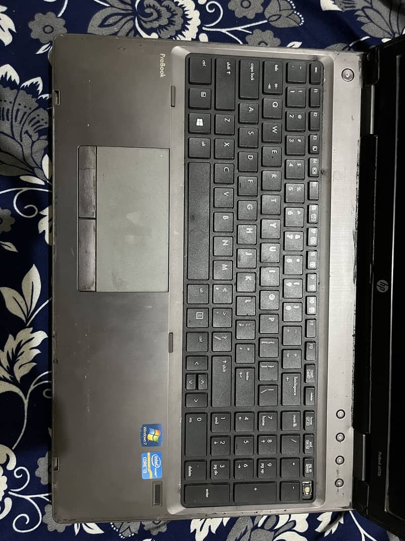 HP core i3 ( need description first) 3
