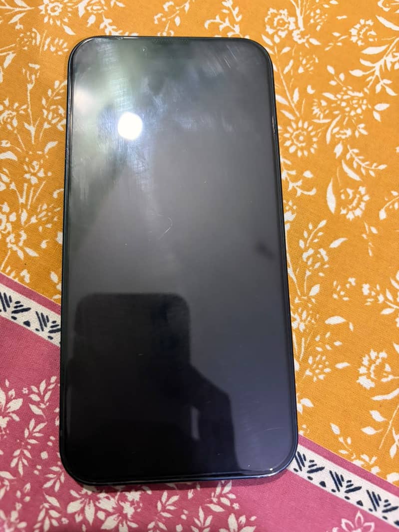 Apple iPhone 13 5