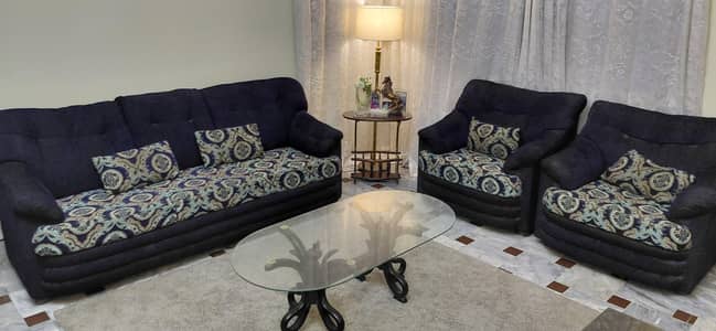 5 Seater Sofa Set with center table