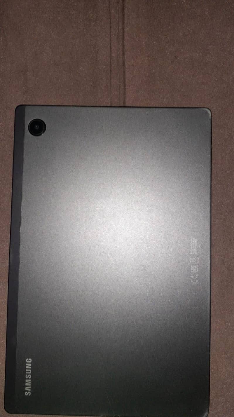 Samsung A8 Tablet 3