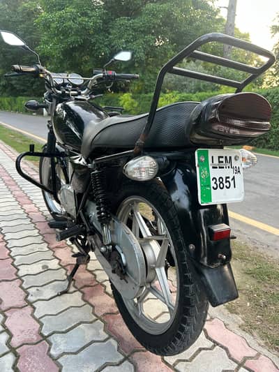 Suzuki Gs 150