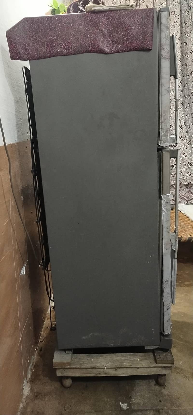 Dawlance Full Size Refrigurator 5