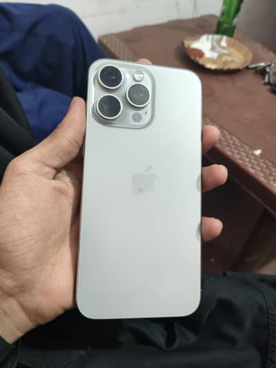 Apple iPhone 15 Pro Max jv