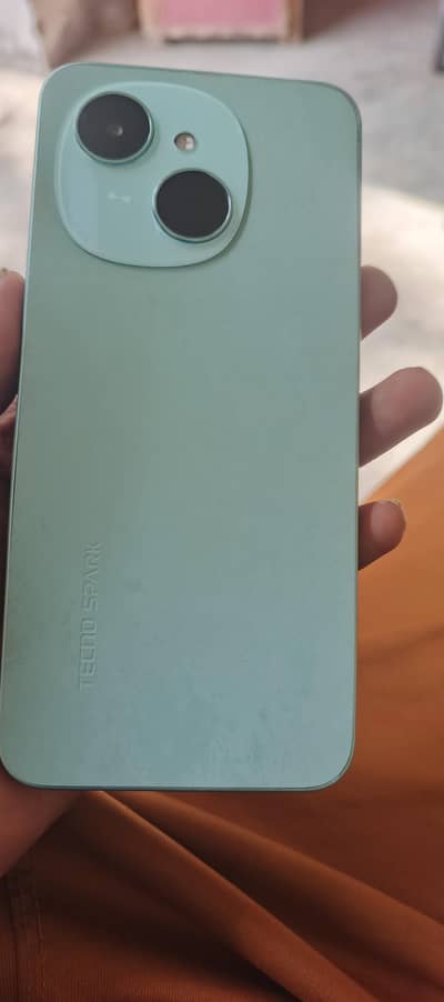 Tecno Spark Go 1