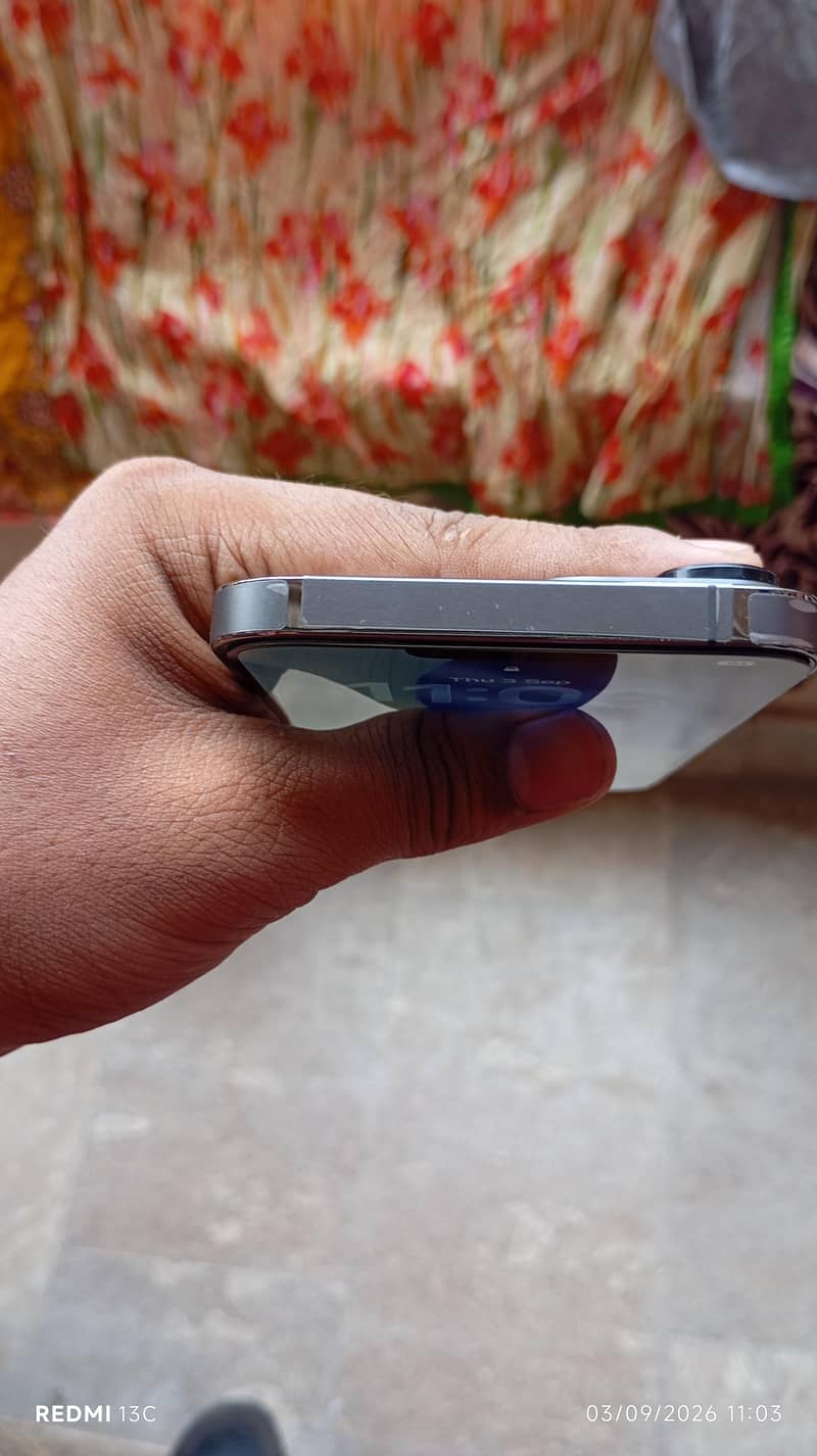 Apple iPhone 13 Pro Max 6
