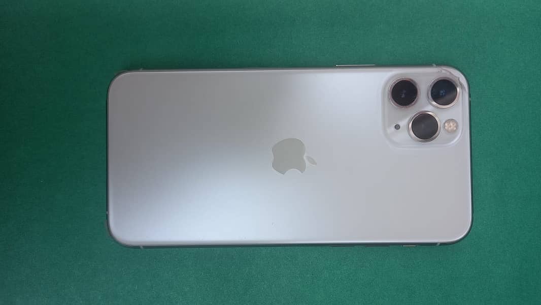Apple iPhone 11 Pro 7