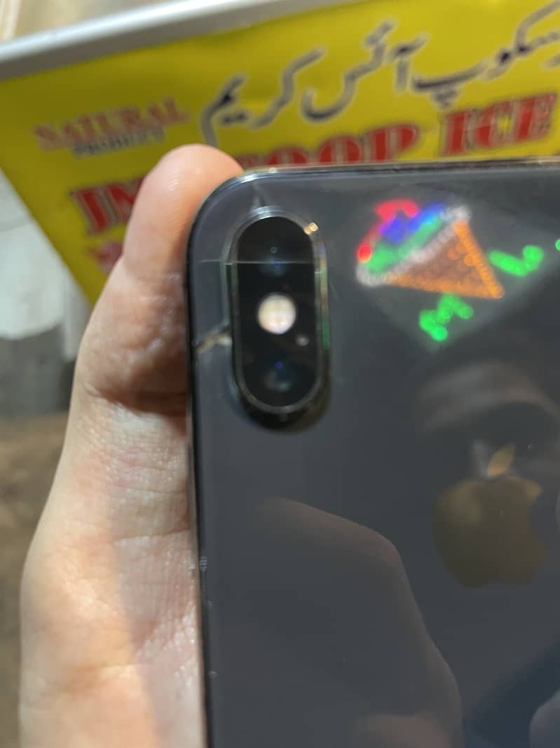 Apple iPhone X 5