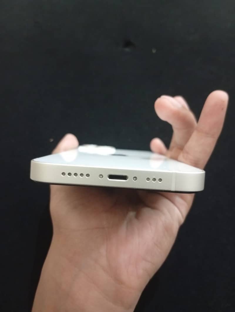 Apple iPhone 14 2